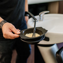 Load image into Gallery viewer, Iro Hold